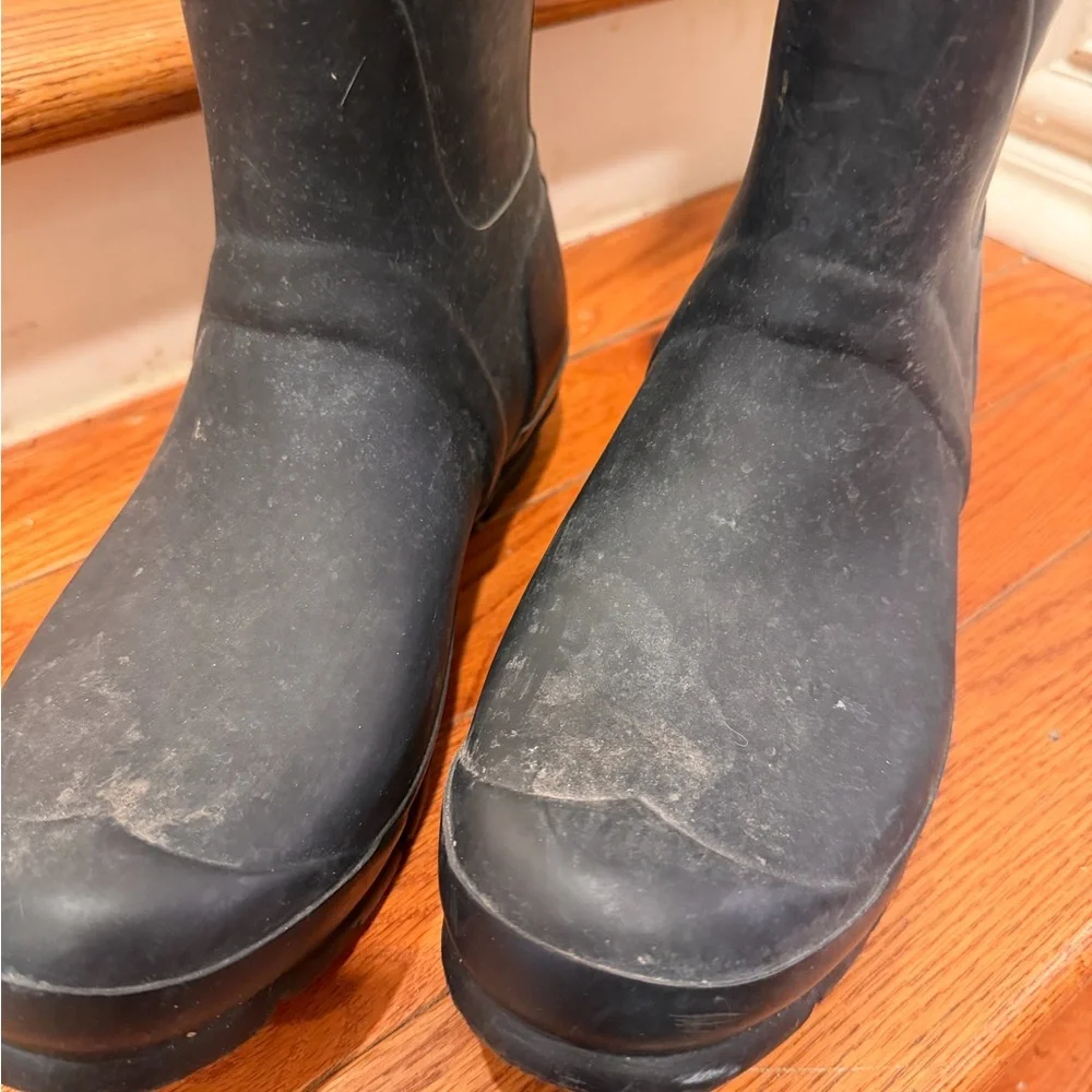 Hunter Classic Black Tall Boots - Picture 3 of 7